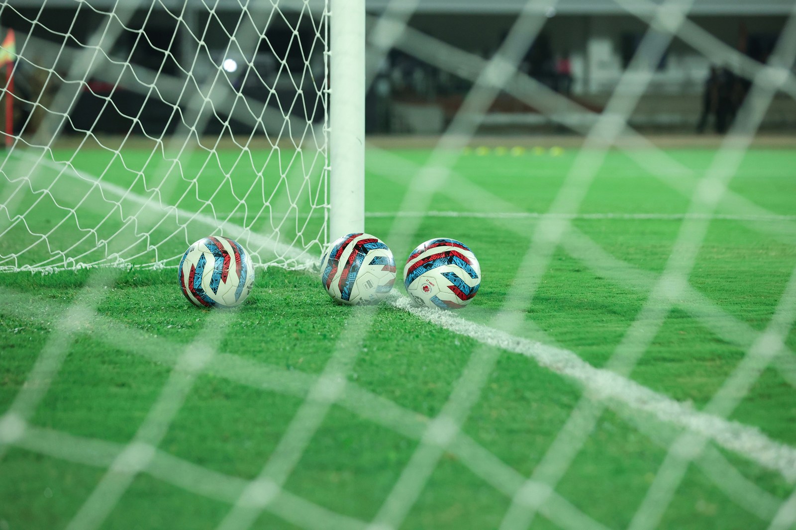 先声夺人！杜兰特开场连突带投独得6分 率队打停雄鹿｜欧亿体育官方网站（封面配图）